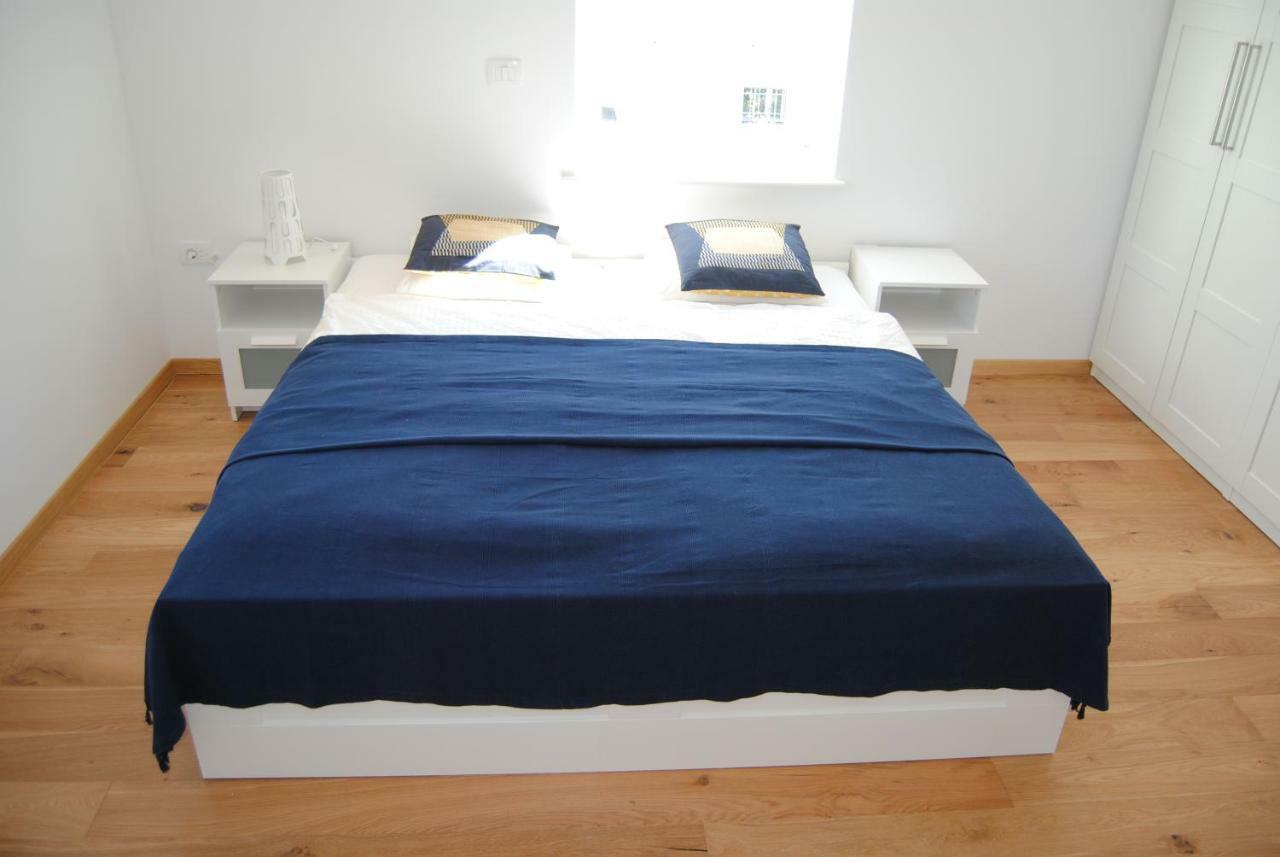 Apartment With Free Parking 류블랴나 외부 사진