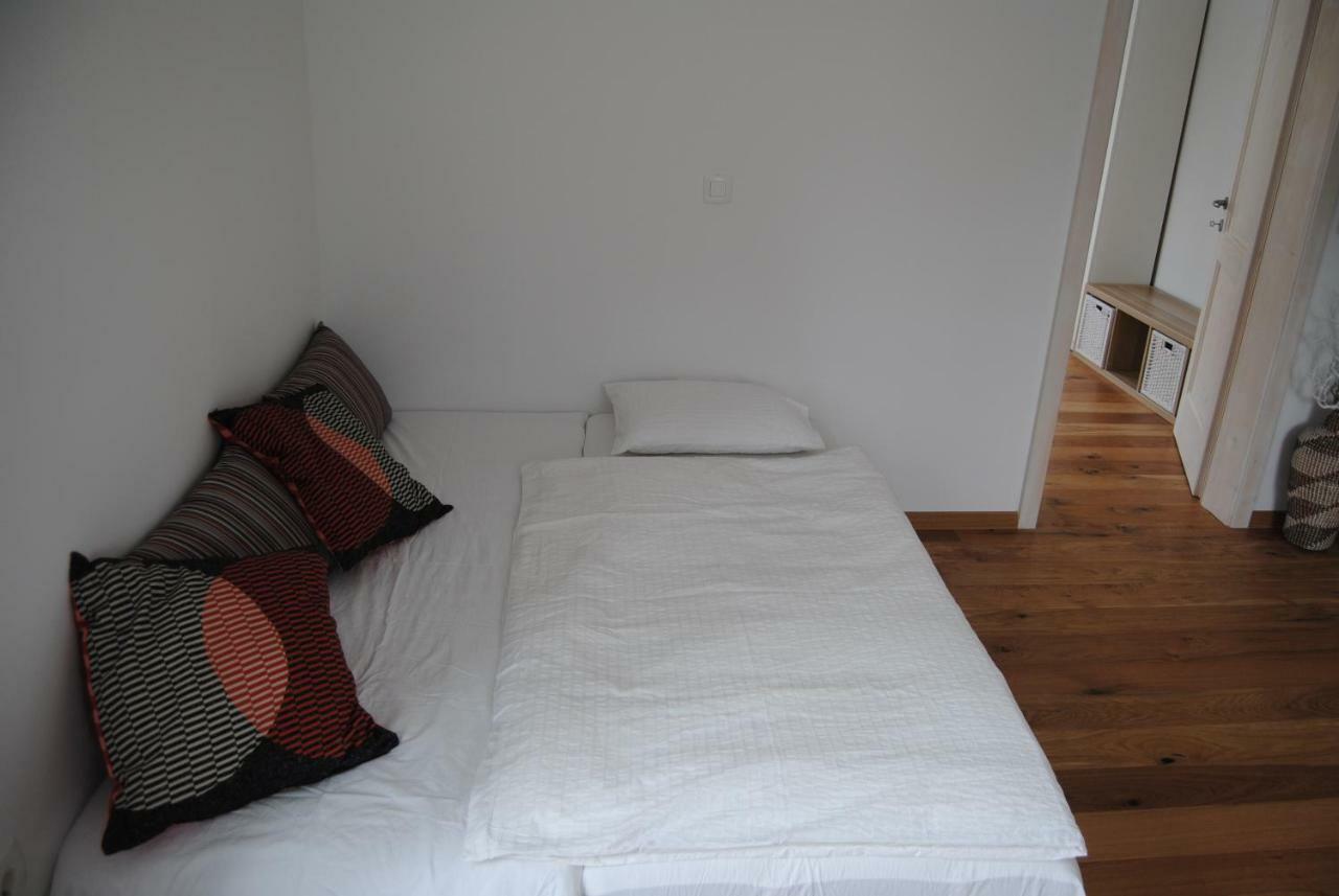 Apartment With Free Parking 류블랴나 외부 사진
