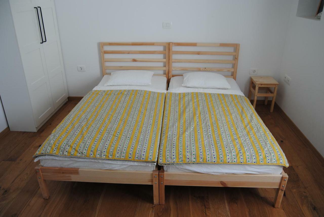 Apartment With Free Parking 류블랴나 외부 사진